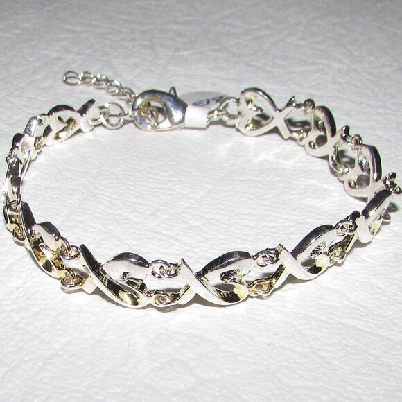 Silver Stylized Heart Link Bracelet - NEW - Picture 1 of 8